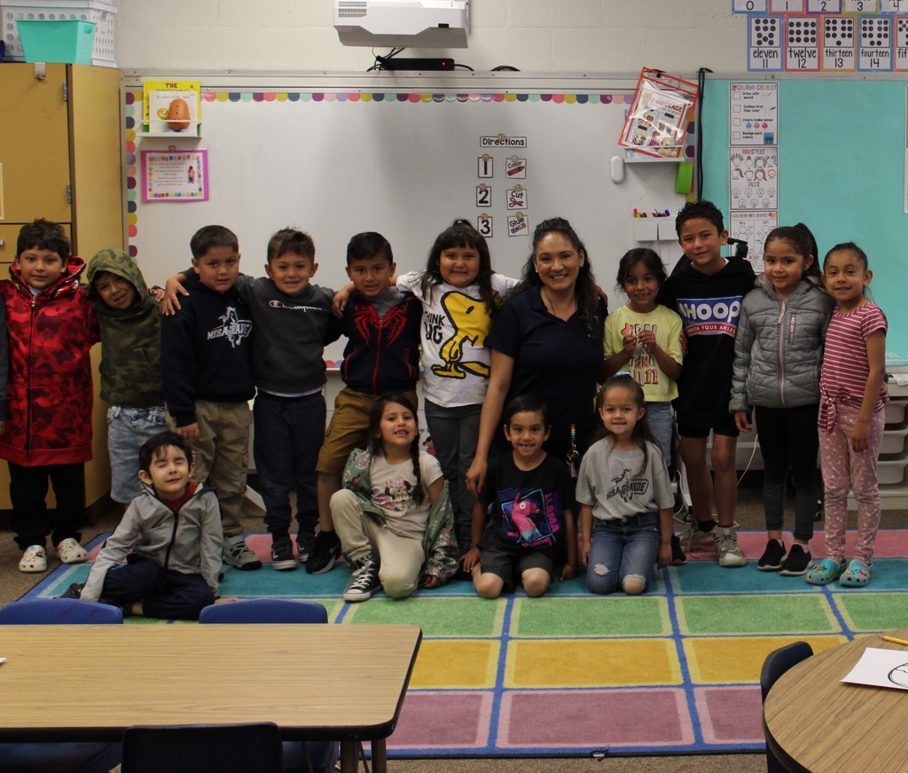 Entire class with Ms. Aguayo